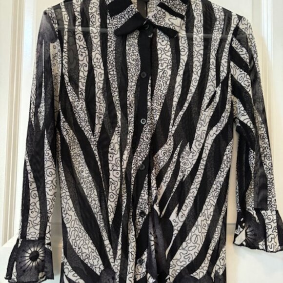 Mechant Sheer Blouse Size S. - Picture 4 of 7